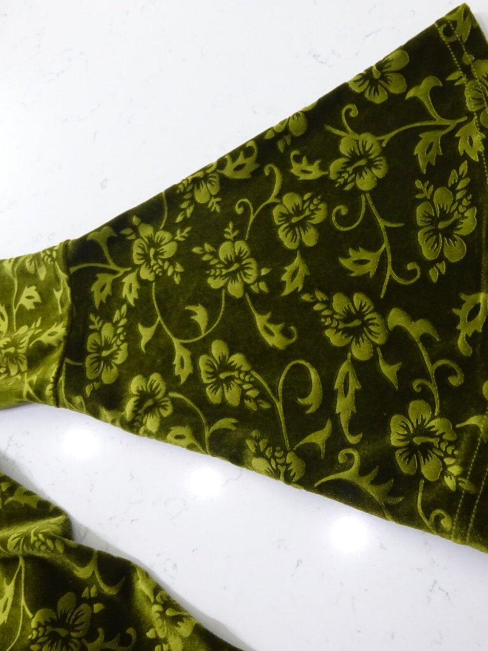 CIDER Olive Green Floral Velvet Mini Dress - Size M - Picture 10 of 14